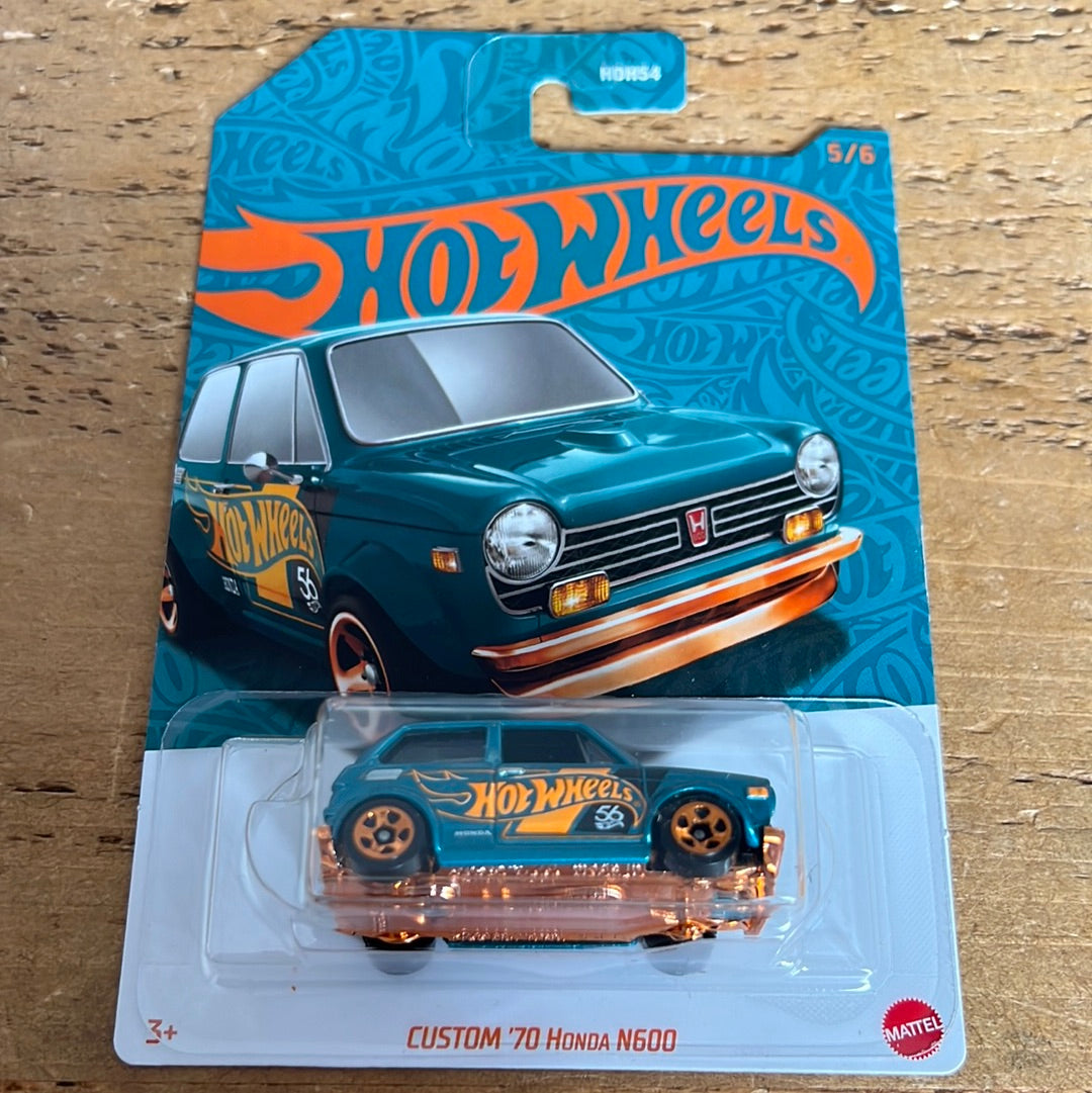 Hot Wheels US Exclusive Pearl & Chrome Custom 70 Honda N600