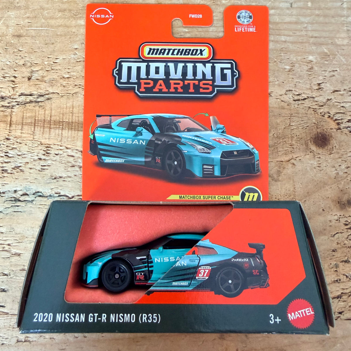Matchbox Moving Parts Super Chase 2020 Nissan R35 GTR Nismo