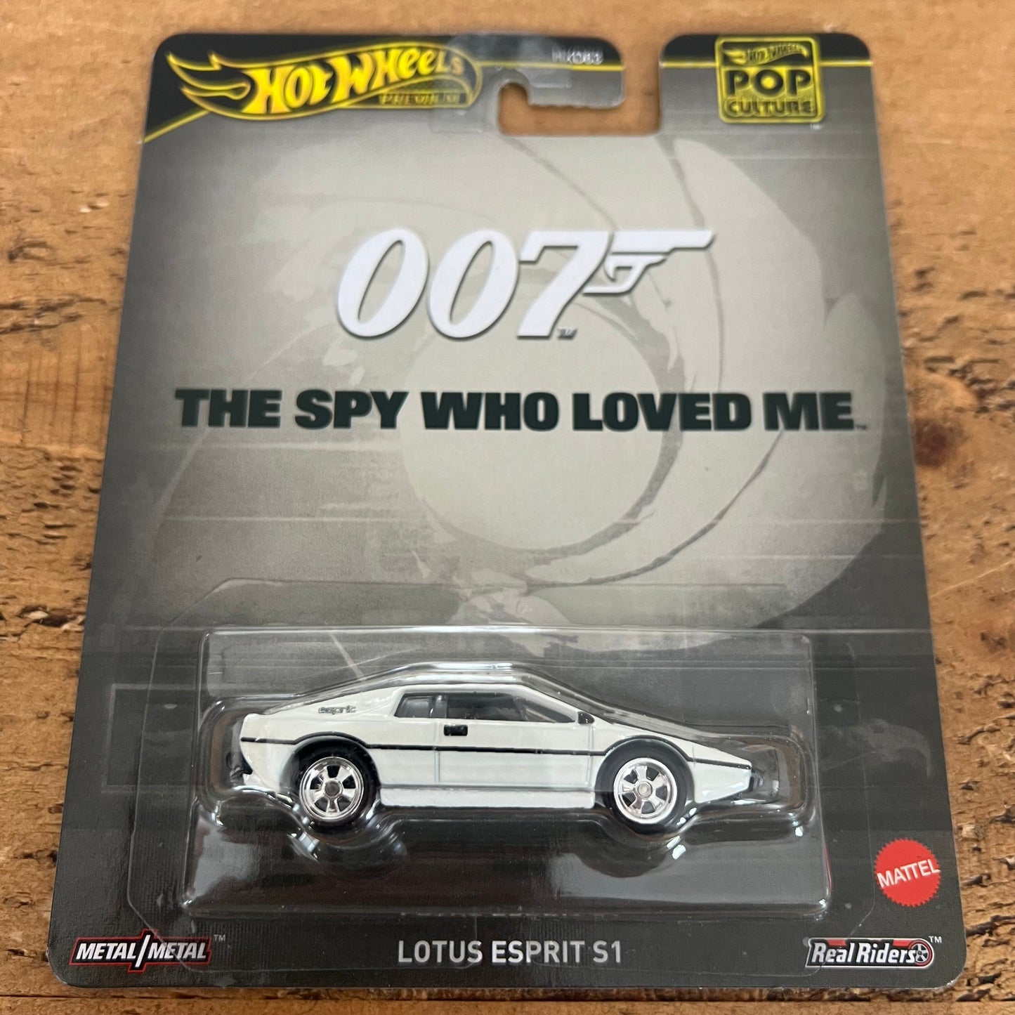 Hot Wheels Premium The Spy Who Loved Me 007 Lotus Esprit S1