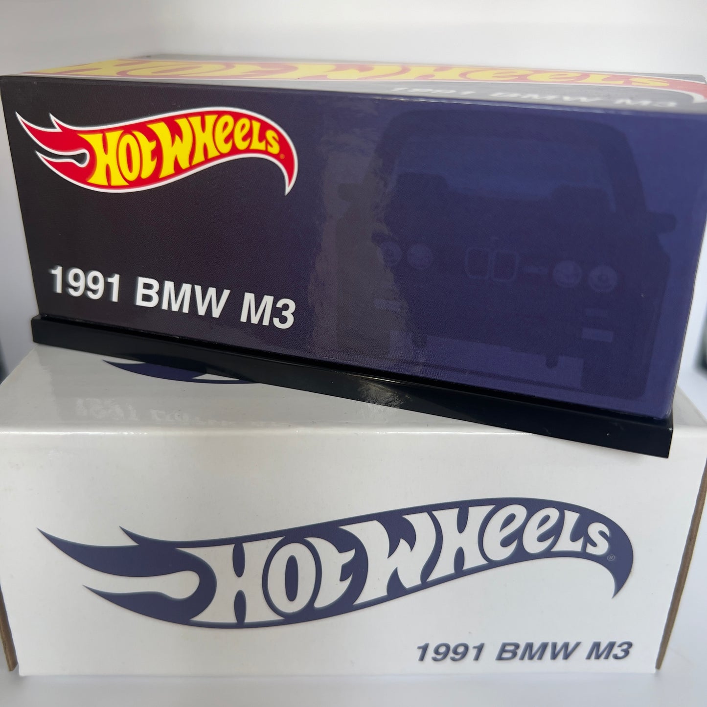 Hot Wheels RLC Acrylic 1991 BMW M3 E30 Blue