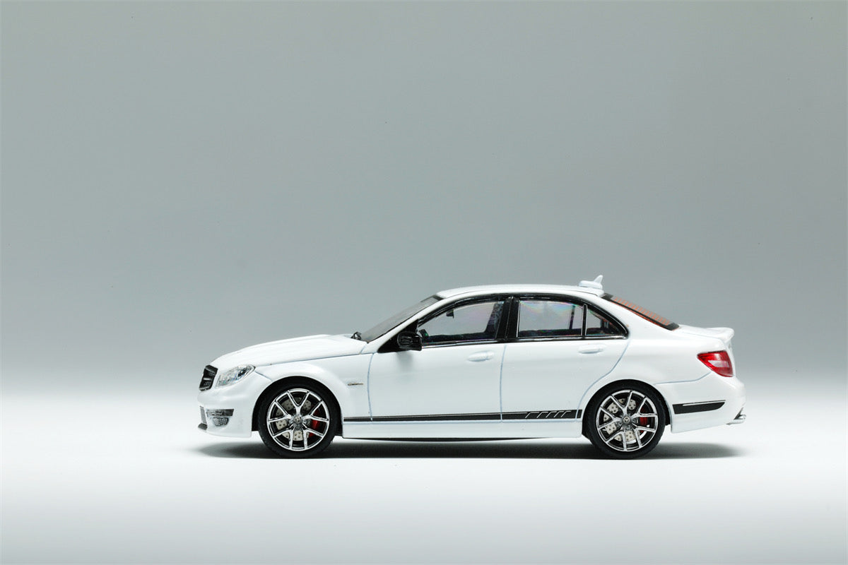 King Model Mercedes Benz C63 AMG 507 White