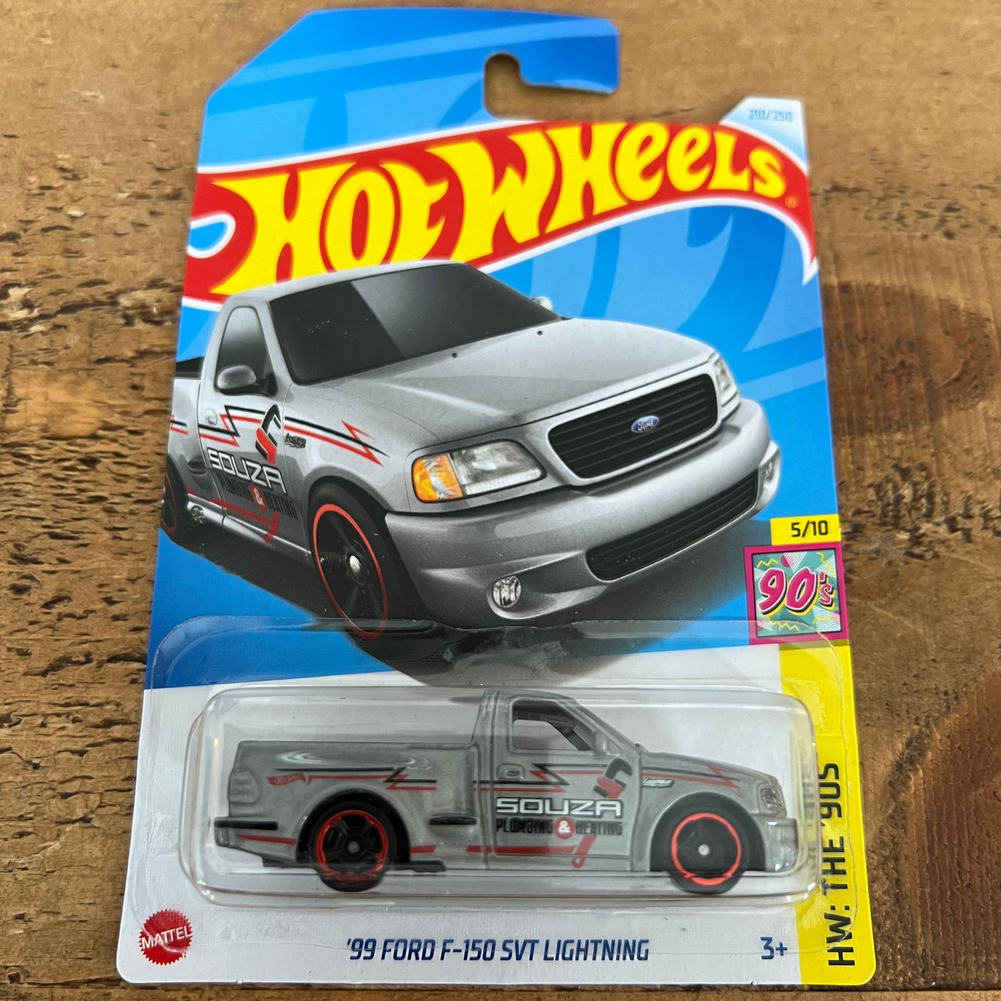 Hot Wheels Mainline ‘99 Ford F150 SVT Lightning
