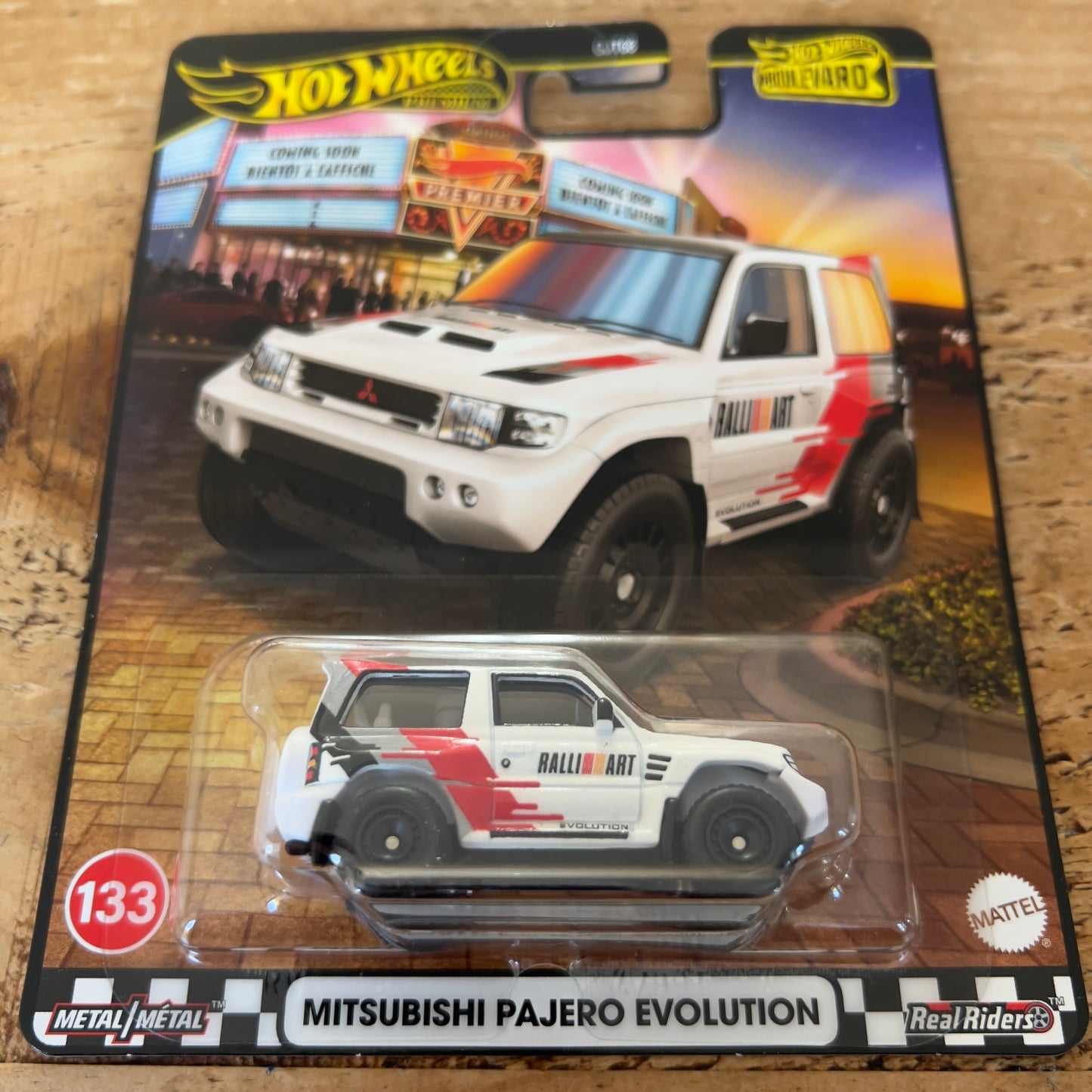 Hot Wheels Premium Boulevard Mitsubishi Pajero Evolution