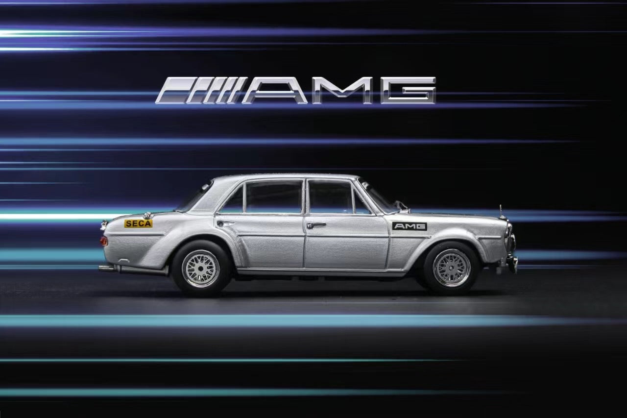 Liberty64 Mercedes Benz 300 SEL AMG Silver