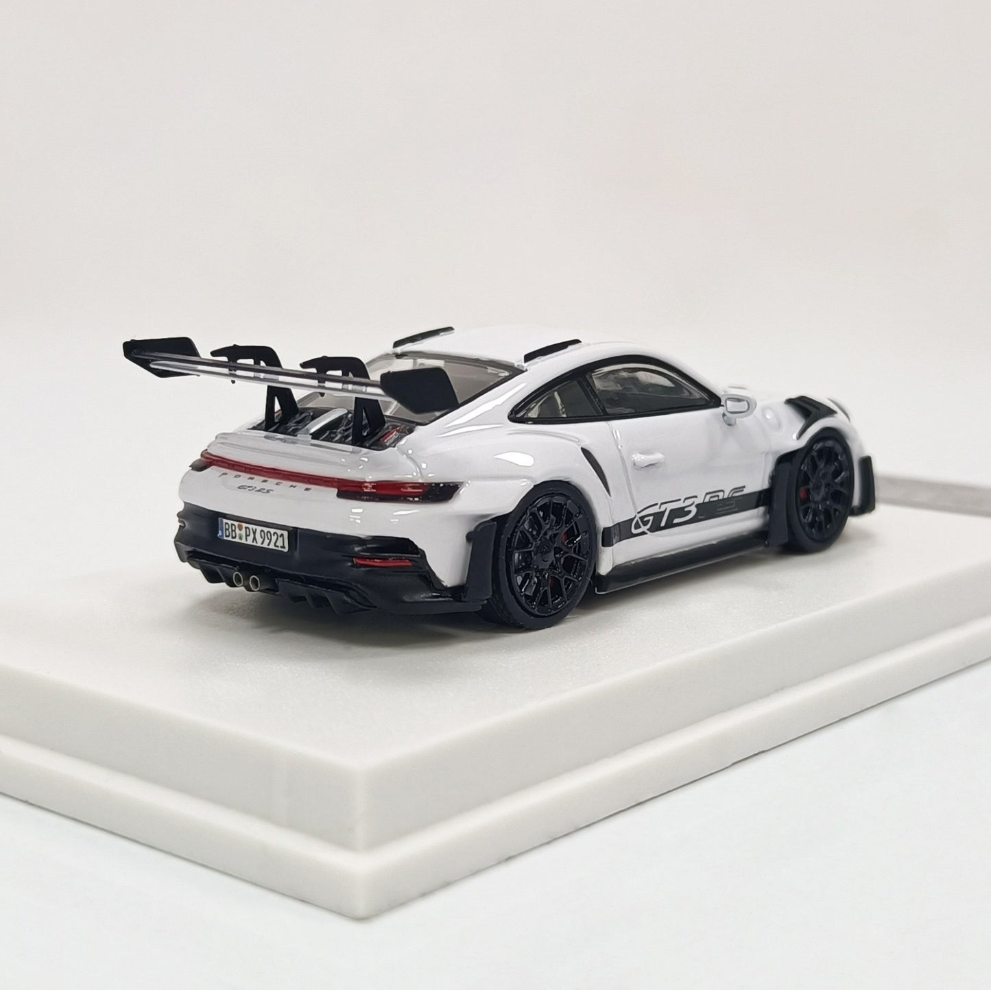 Solo Model Porsche 992 GT3 RS White