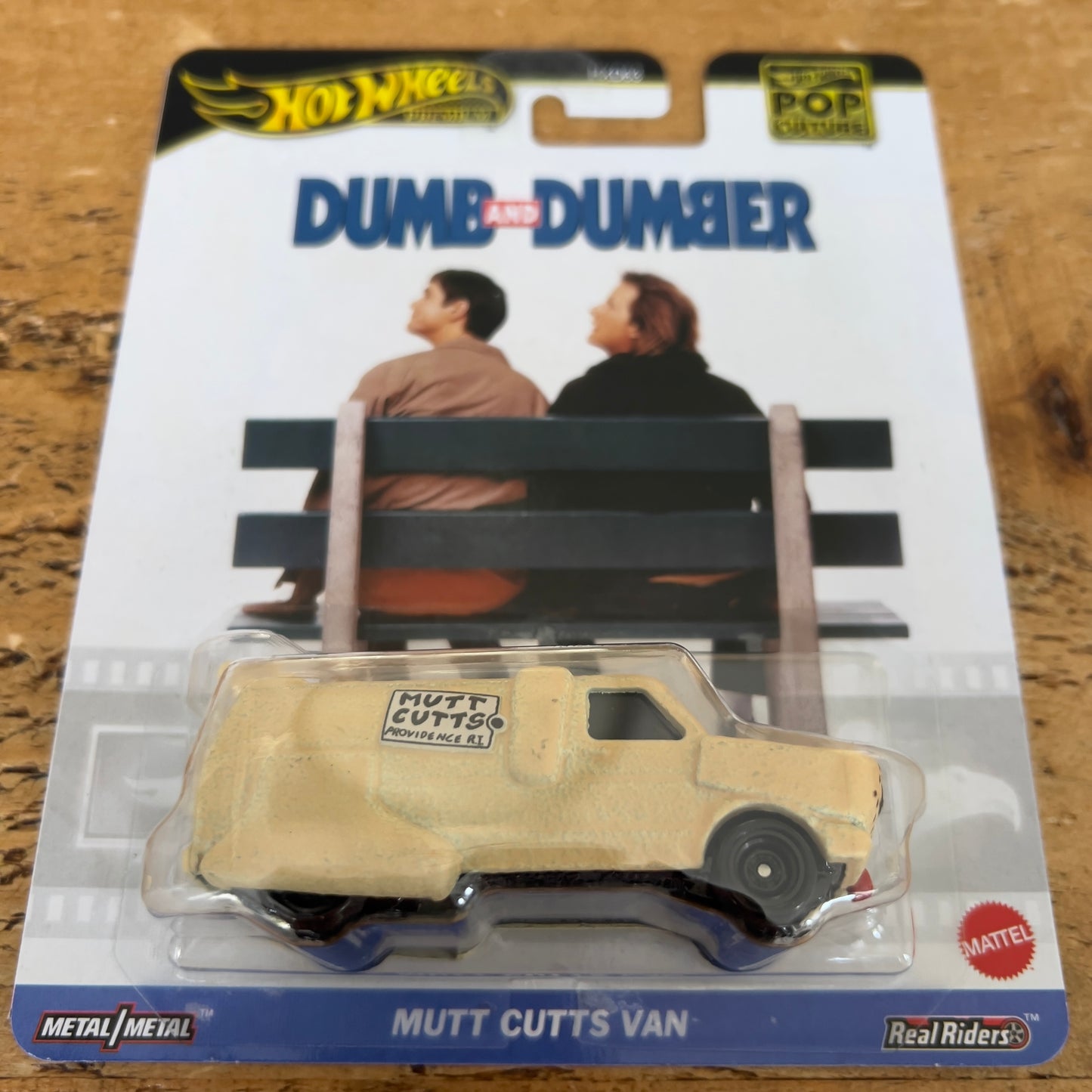Hot Wheels Premium Dumb & Dumber Mutt Cutts Van