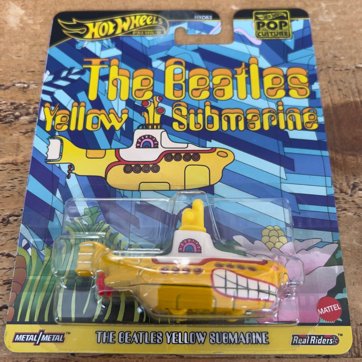 Hot Wheels Premium The Beatles Yellow Submarine