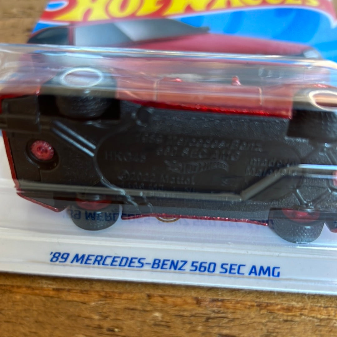 Hot Wheels Super Treasure Hunt 89 Mercedes Benz 560 SEC AMG