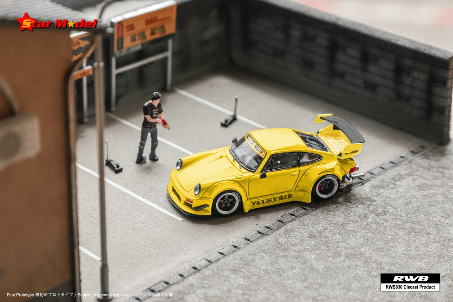 Star Model Porsche 930 GT RWB Valkyrie With Accesories