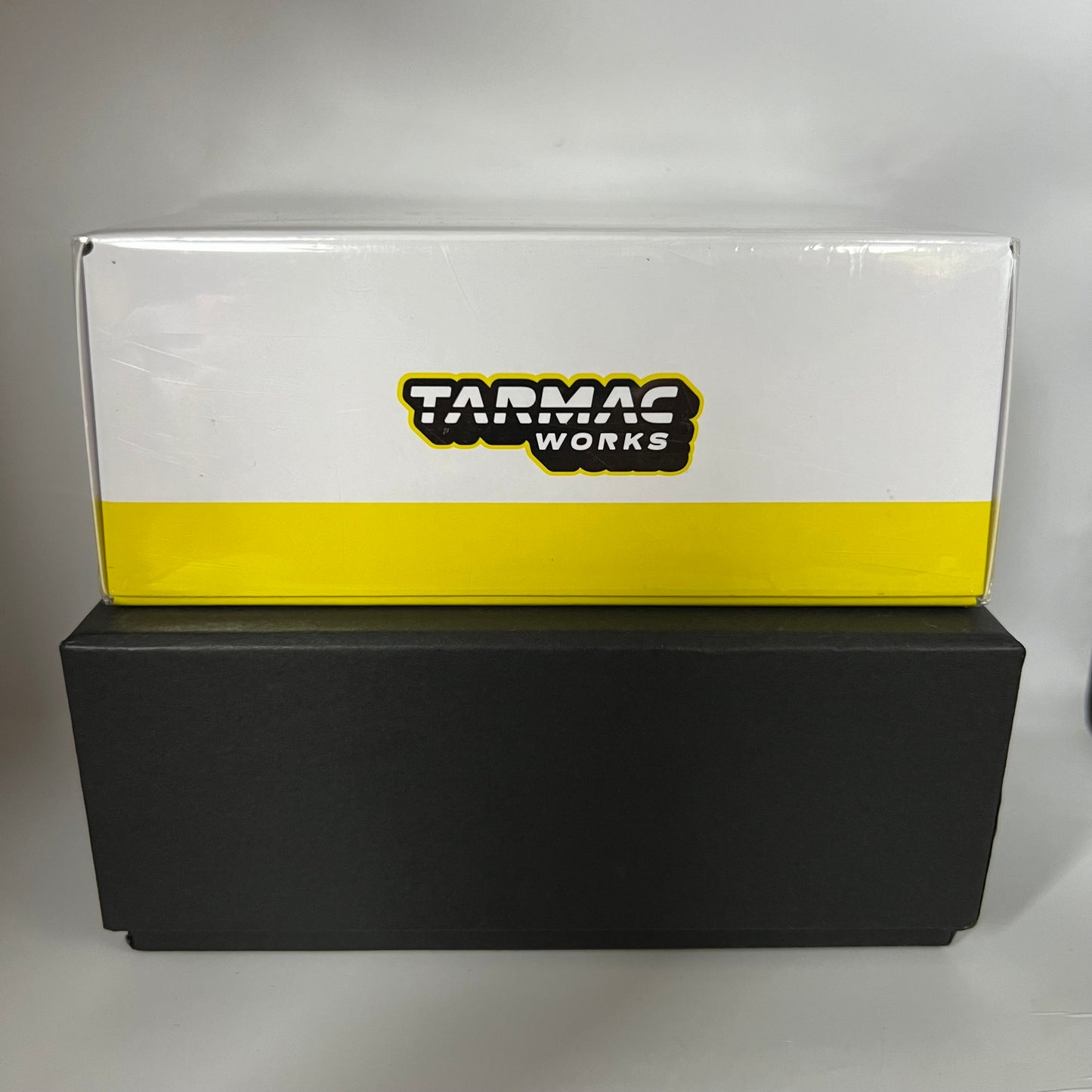 Tarmac Works x 7/11 Thailand Exclusive Porsche 911 GT3 R