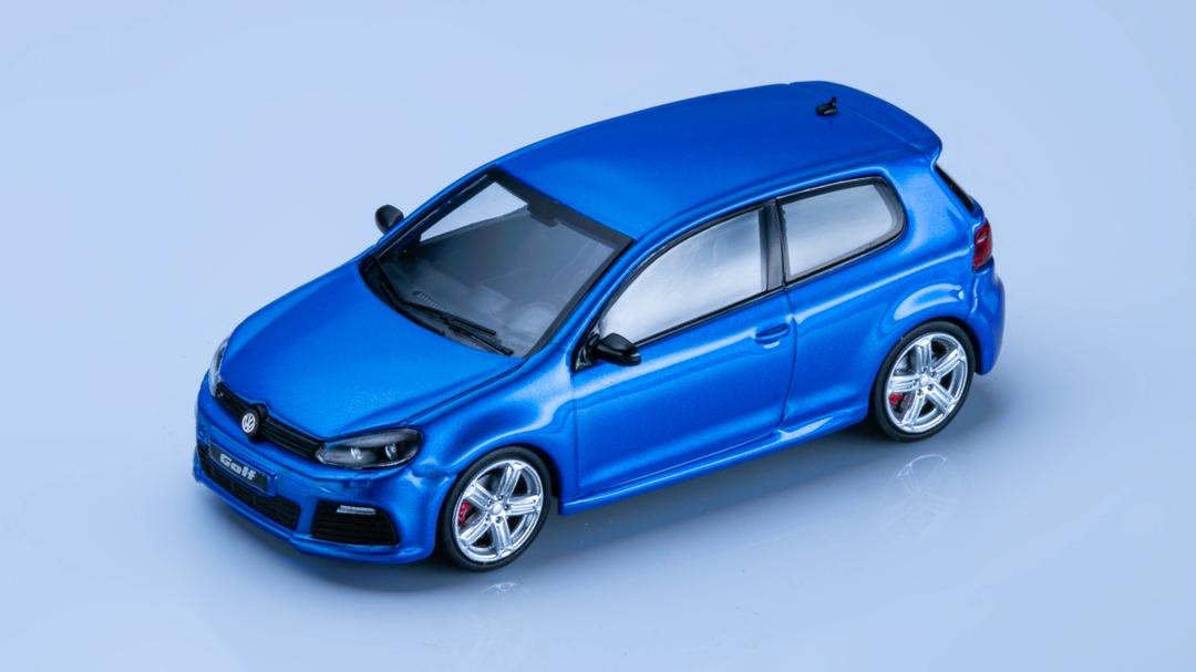 Maxwell Volkswagen Golf R MK6