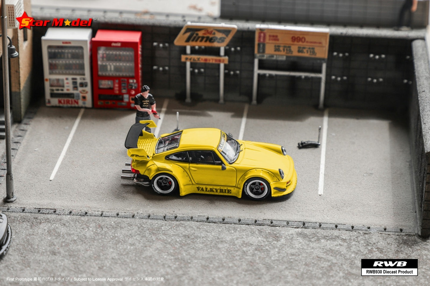 Star Model Porsche 930 GT RWB Valkyrie With Accesories
