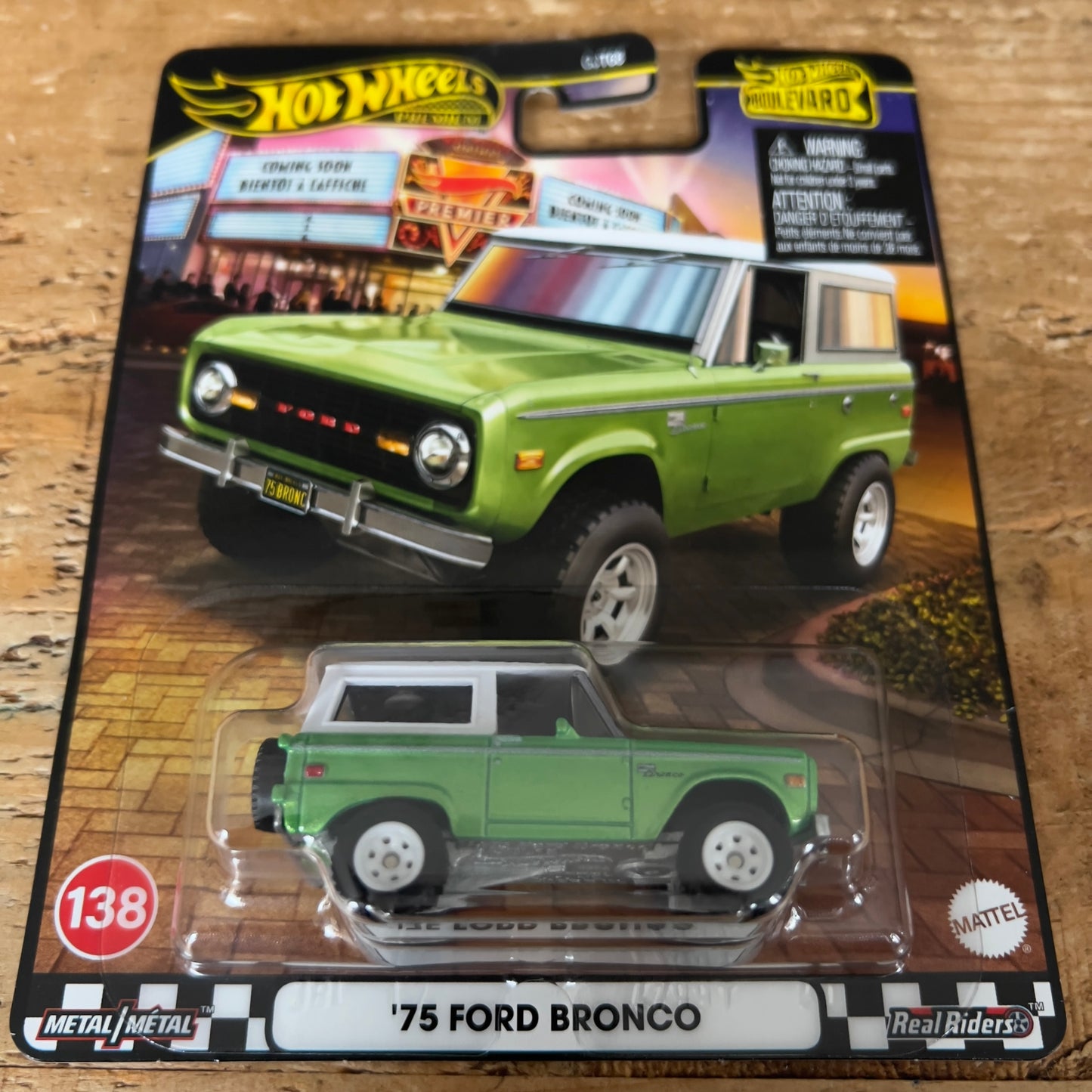 Hot Wheels Premium Boulevard ‘75 Ford Bronco