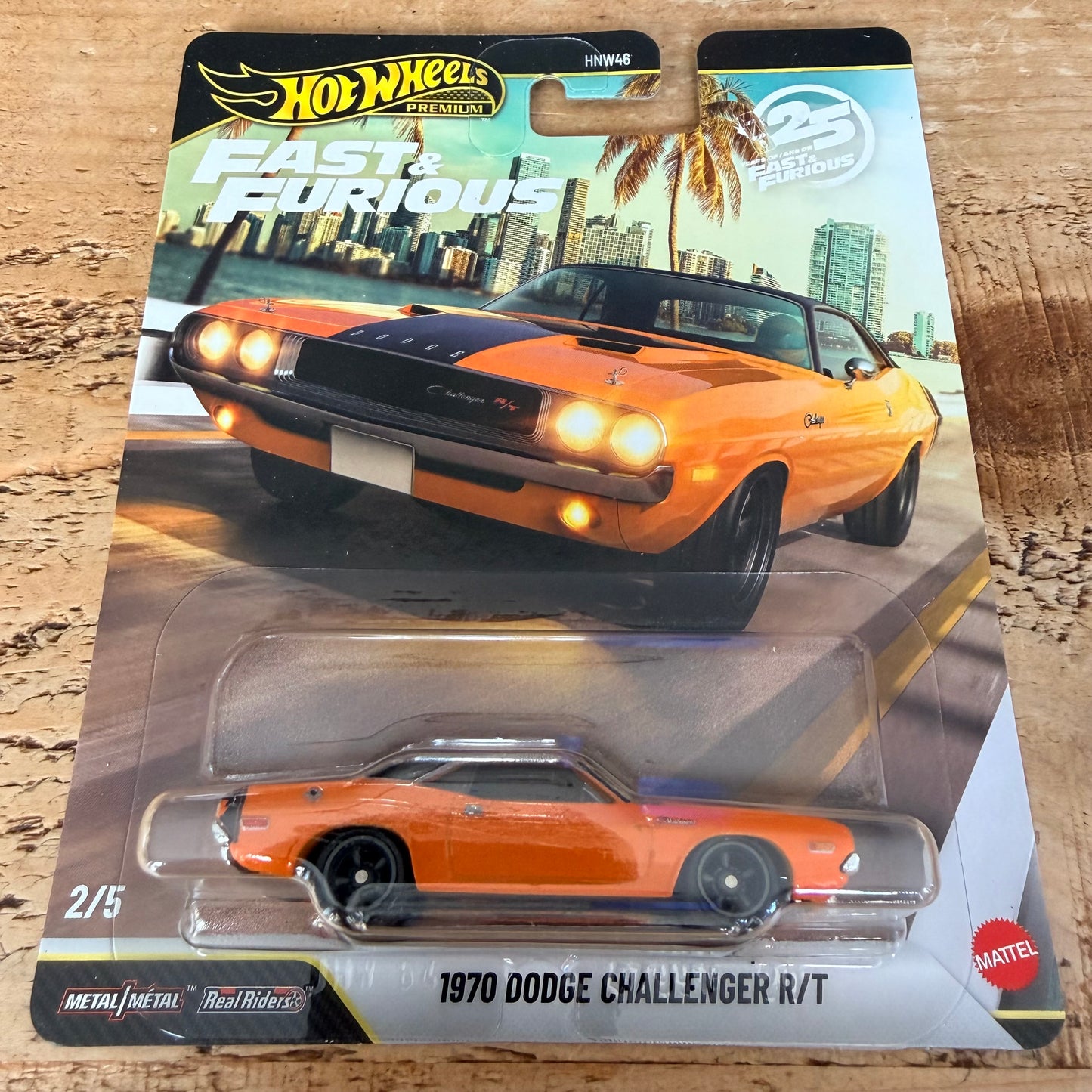 Hot Wheels Premium Fast & Furious 1970 Dodge Challenger R/T