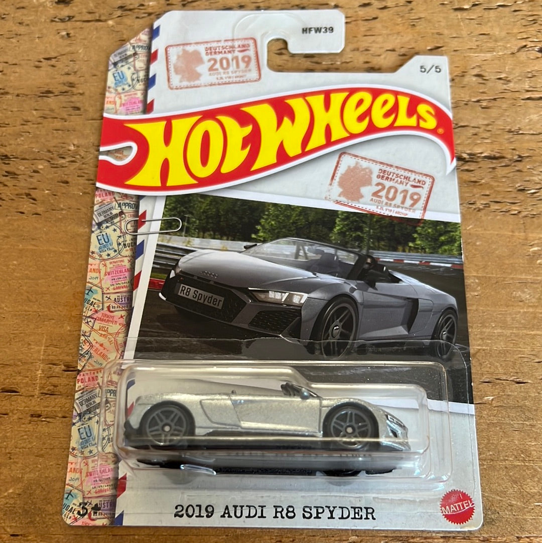 Hot Wheels Mainline 2019 Audi R8 Spyder