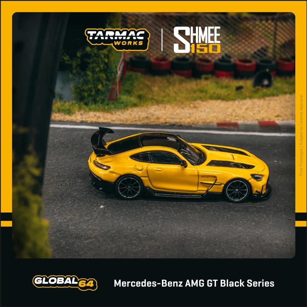Tarmac Works x Shmee 150 Mercedes Benz AMG GT Black Series