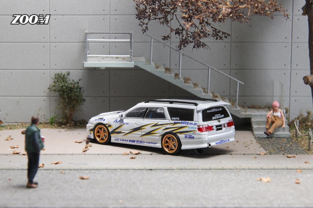 Zoom Model Nissan Stagea R34 Front End D1 Drift Livery