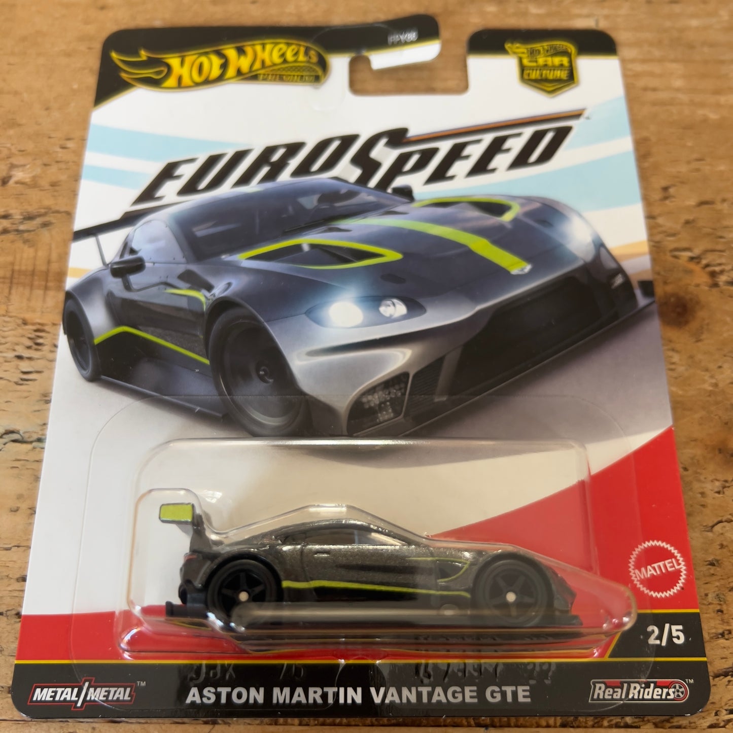 Hot Wheels Premium Eurospeed Aston Martin Vantage GTE