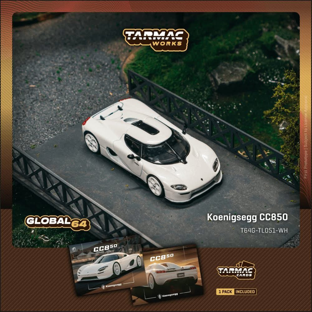 Tarmac Works Koenigaegg CC850 & Trading Cards