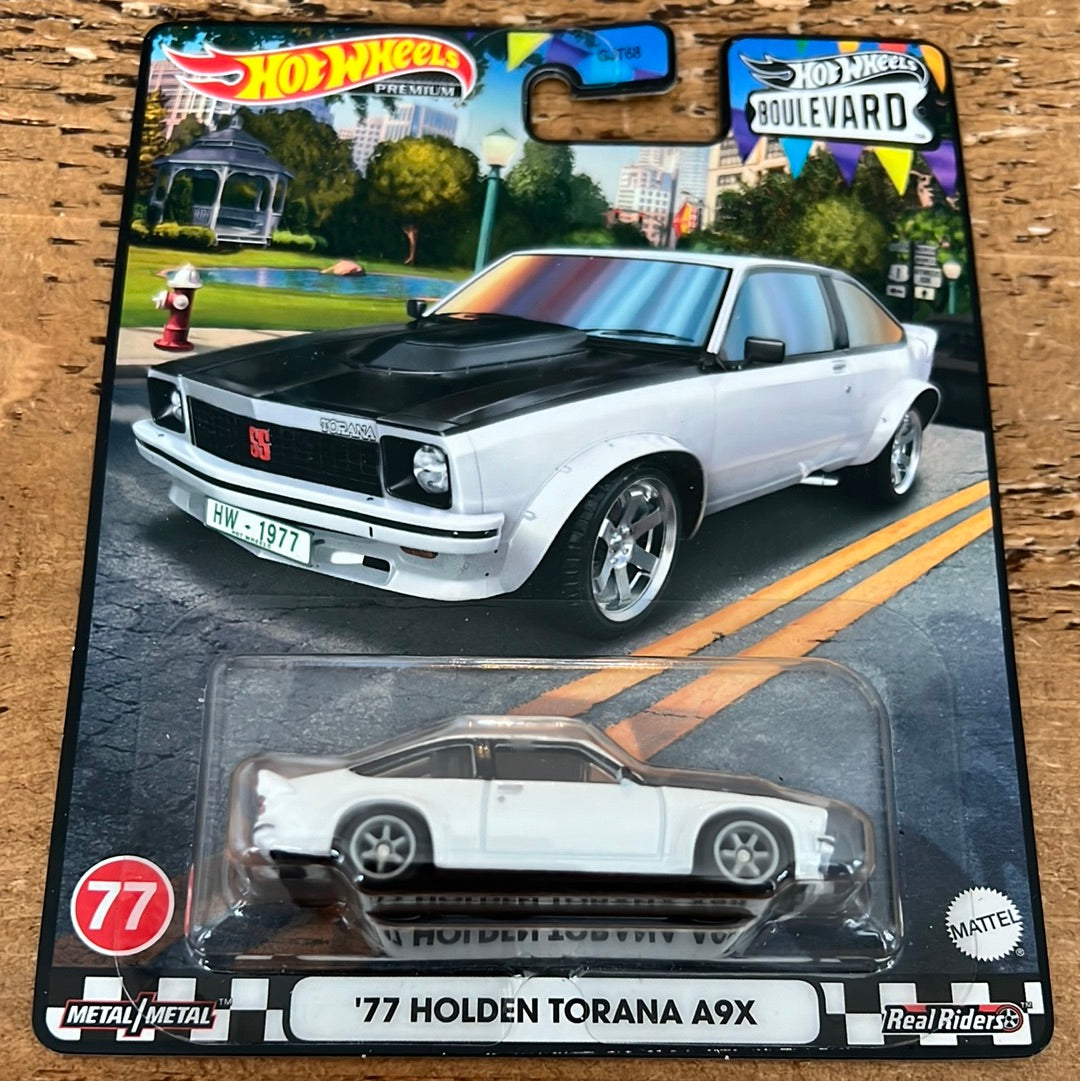 Hot Wheels Premium Boulevard 77 Holden Torana A9X