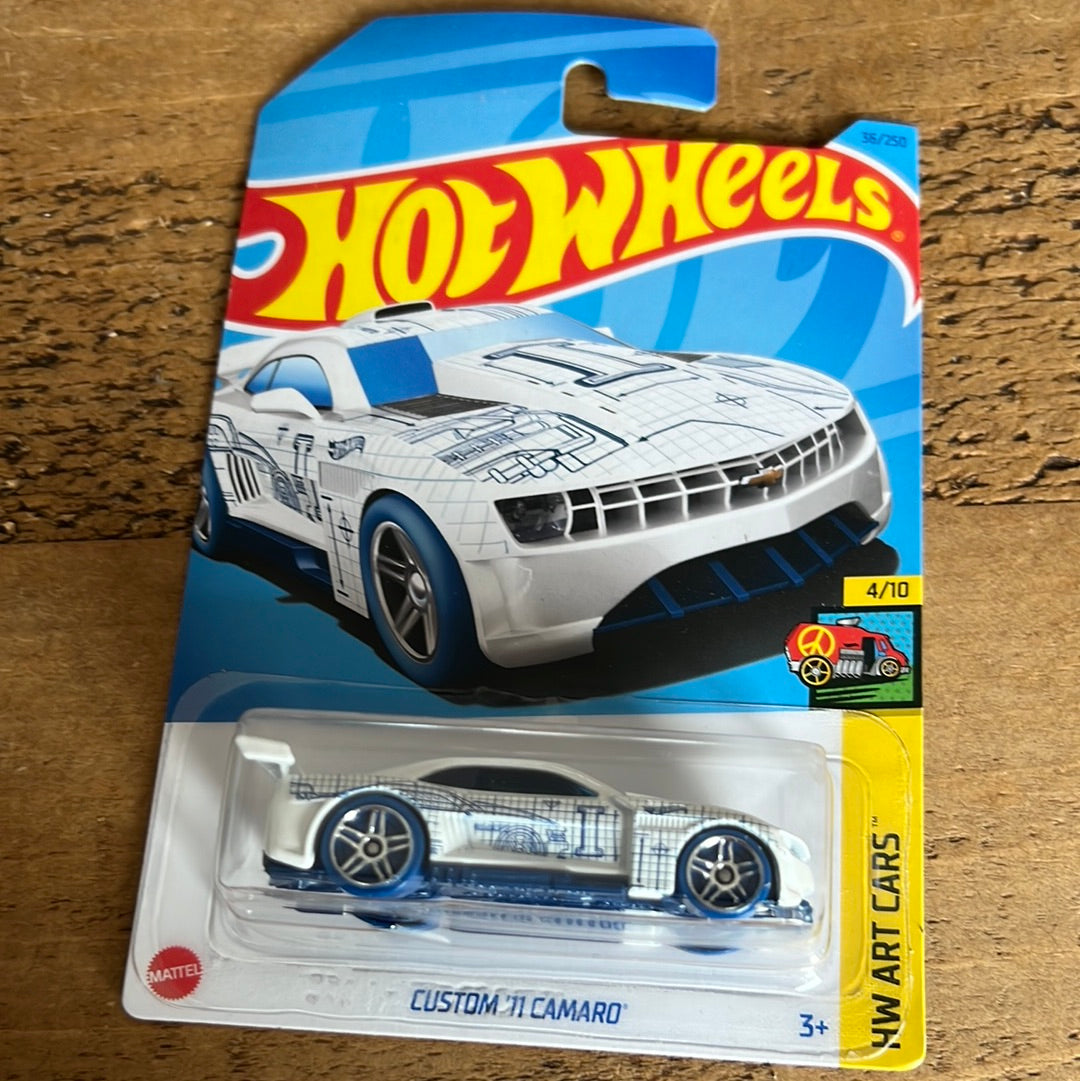 Hot Wheels Mainline Custom 11 Camaro