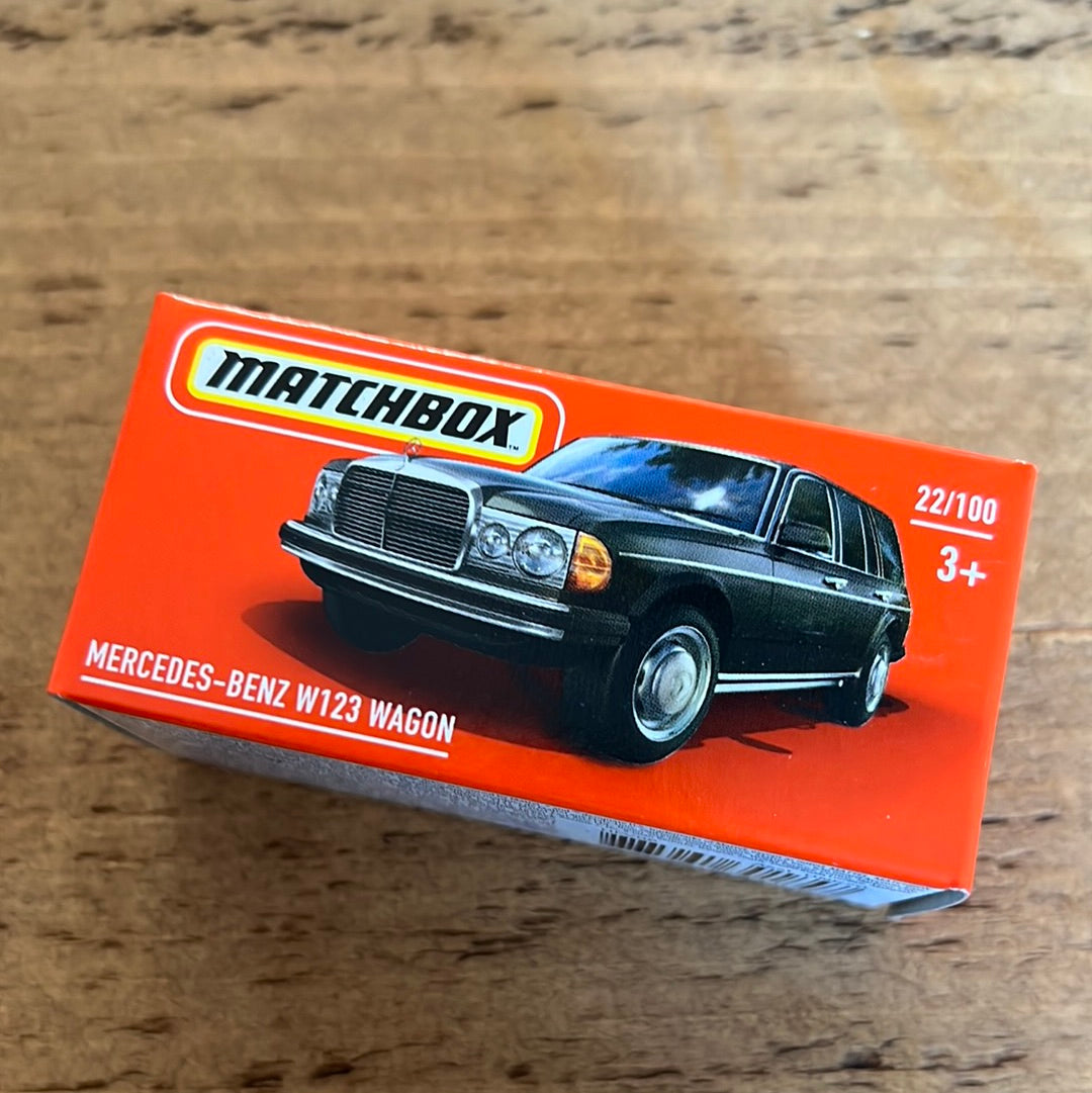 Matchbox Power Grabs Mercedes Benz W123 Wagon