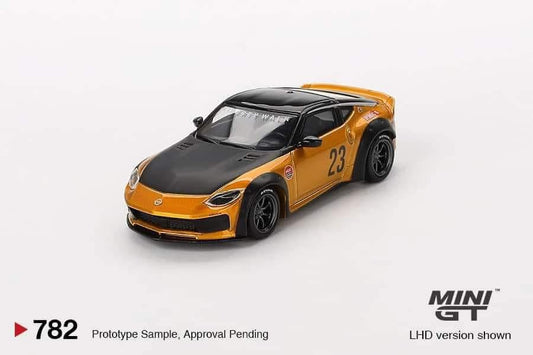 Mini GT Nissan Fairlady Z LB Nation Works Gold #782