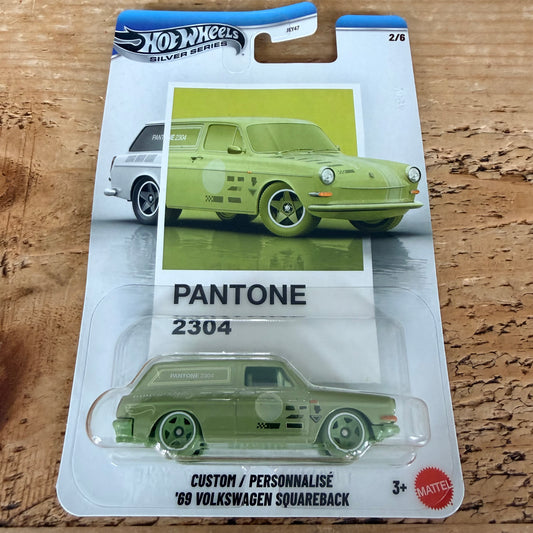 Hot Wheels Pantone Custom ‘69 Volkswagen Squareback