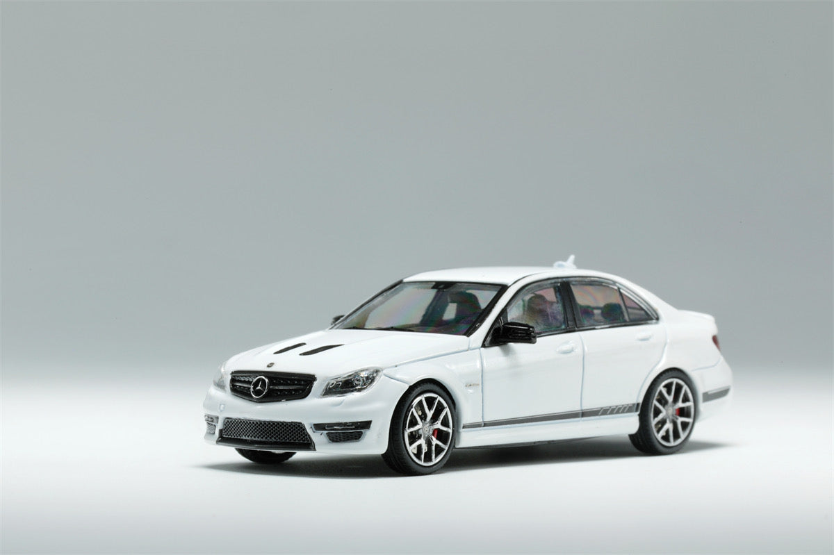 King Model Mercedes Benz C63 AMG 507 White