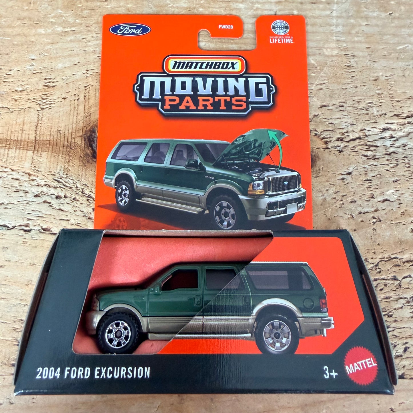 Matchbox Moving Parts 2004 Ford Excursion