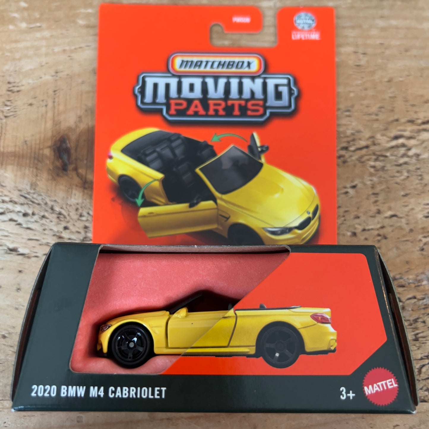 Matchbox Moving Parts 2020 BMW M4 Cabriolet