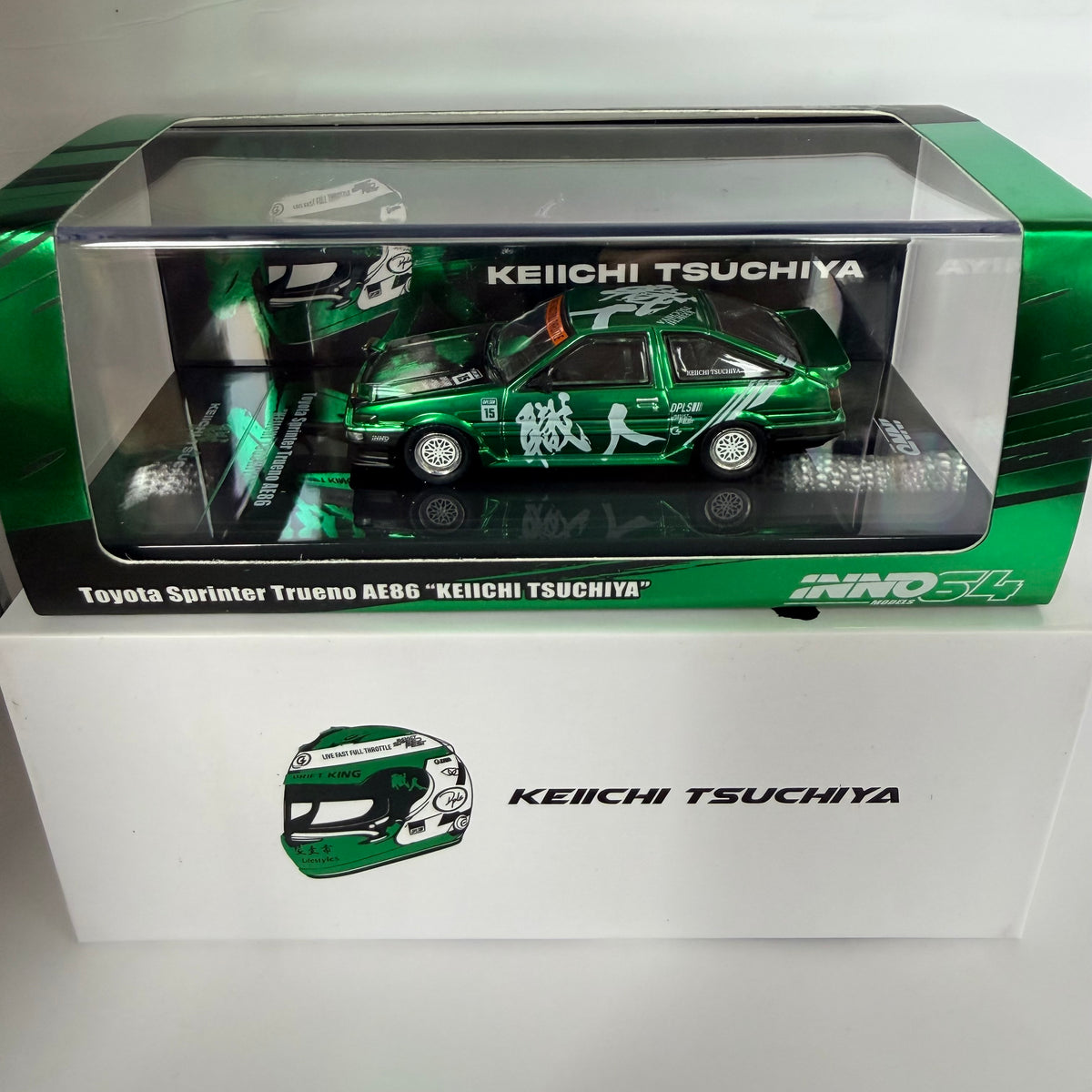 Inno64 Toyota Sprinter Trueno AE86 Keiichi Tsuchiya Chase