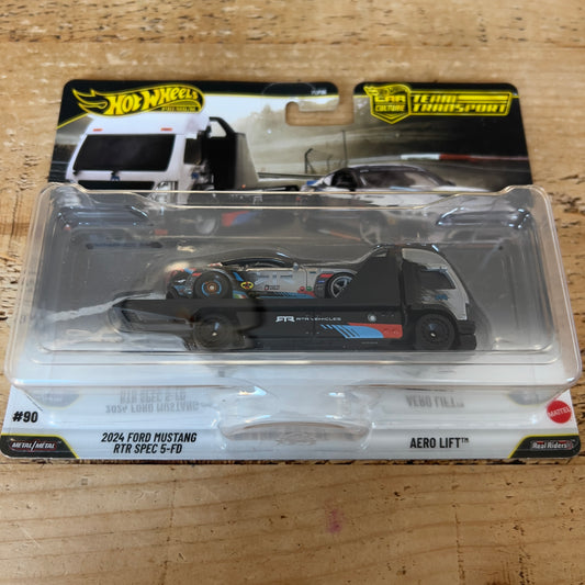 Hot Wheels Team Transport 2024 Ford Mustang RTR Spec 5-FD & Aero Lift