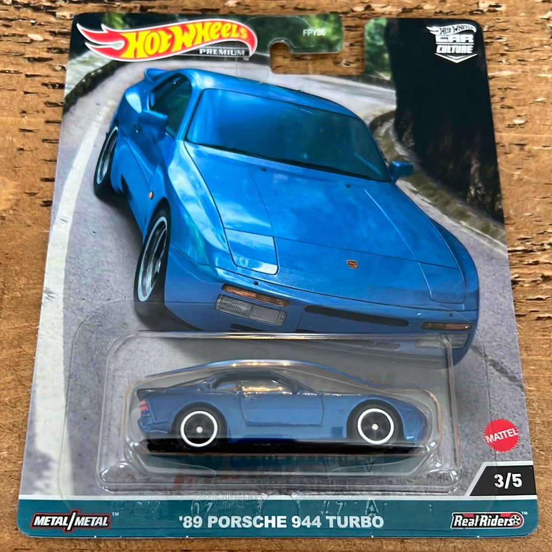 Hot Wheels Premium Canyon Warriors 89 Porsche 944 Turbo