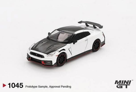 Mini GT Nissan GTR R35 Nismo #1045