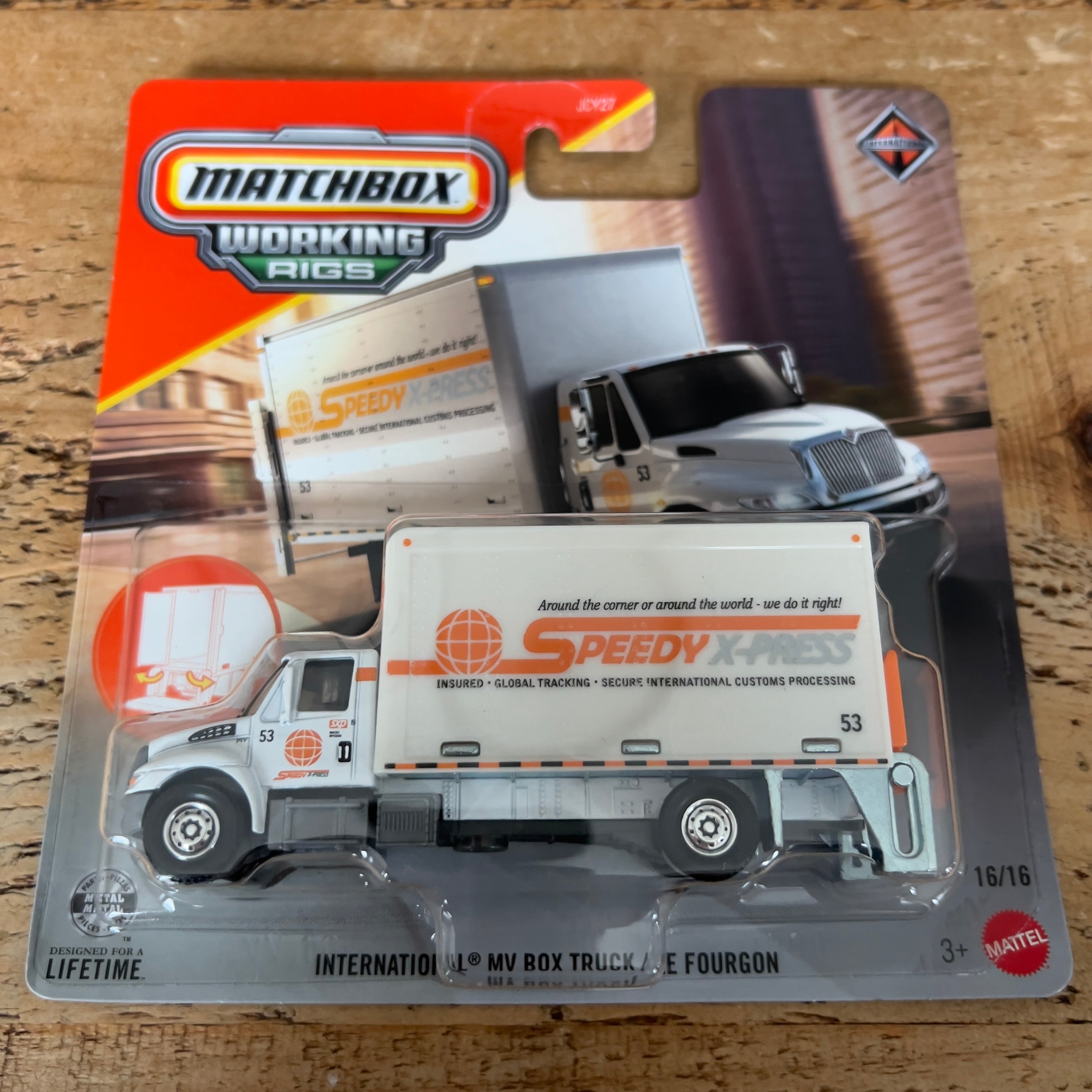 Matchbox Working Rigs International MV Box Truck – Bran’s Diecast