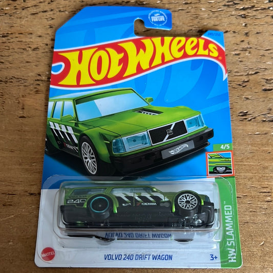 Hot Wheels Mainline US Card Volvo 240 Drift Wagon