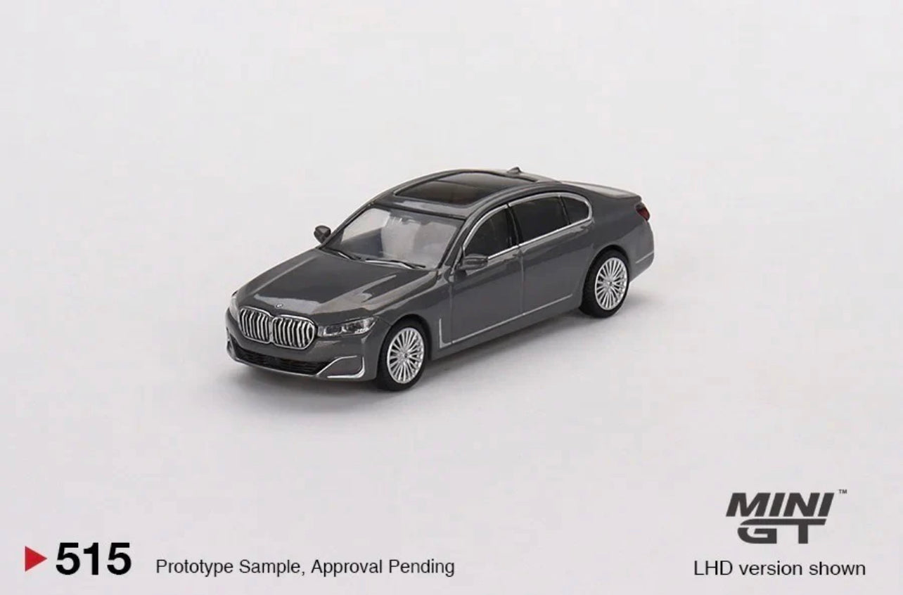 Mini GT BMW 750Li xDrive #515 – Bran’s Diecast