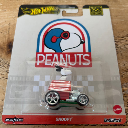 Hot Wheels Premium Pop Culture Peanuts Snoopy