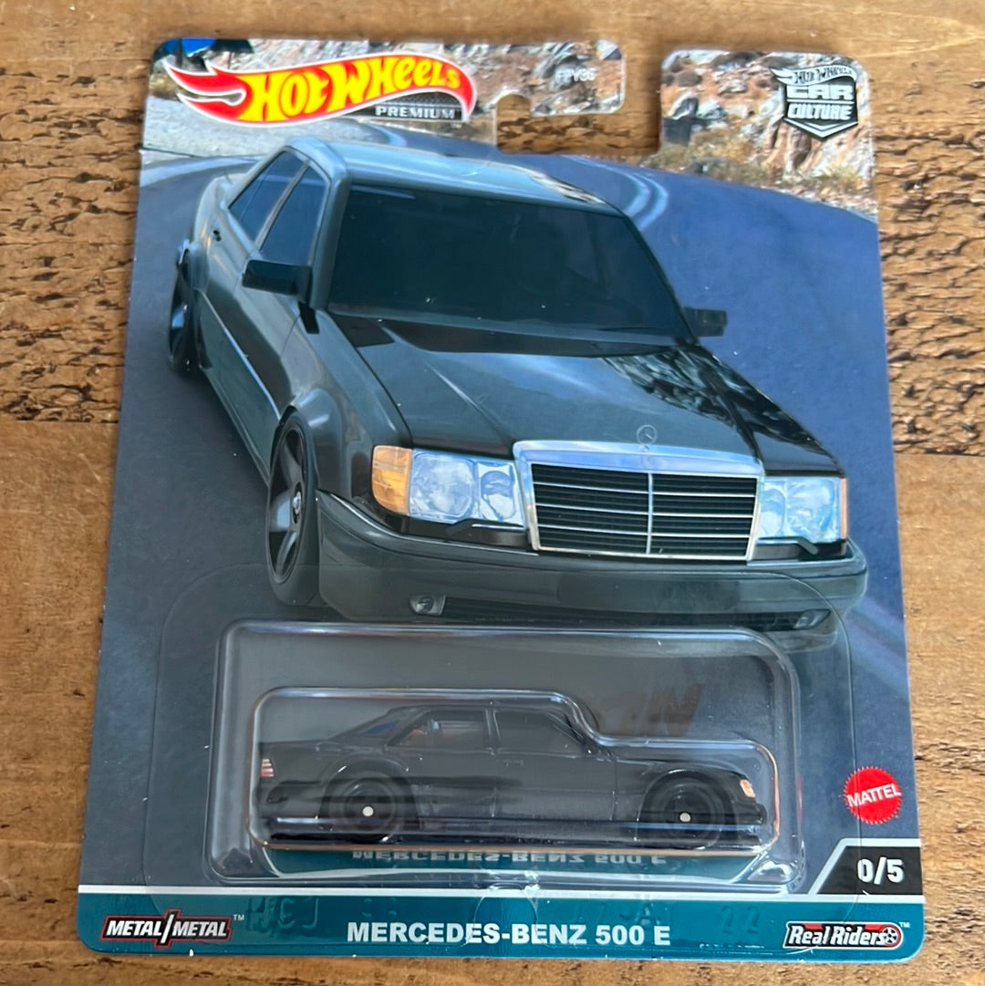 Hot Wheels Premium Chase Canyon Warriors Mercedes Benz 500E