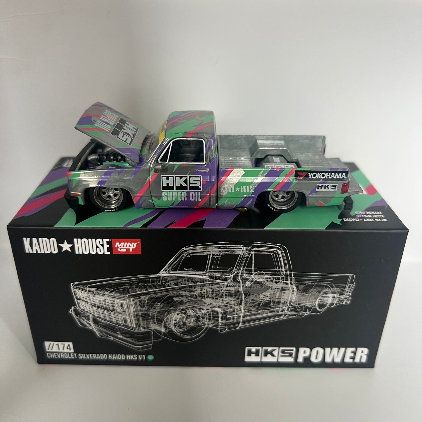 Mini GT x Kaido House Chevrolet Silverado HKS Chase #174