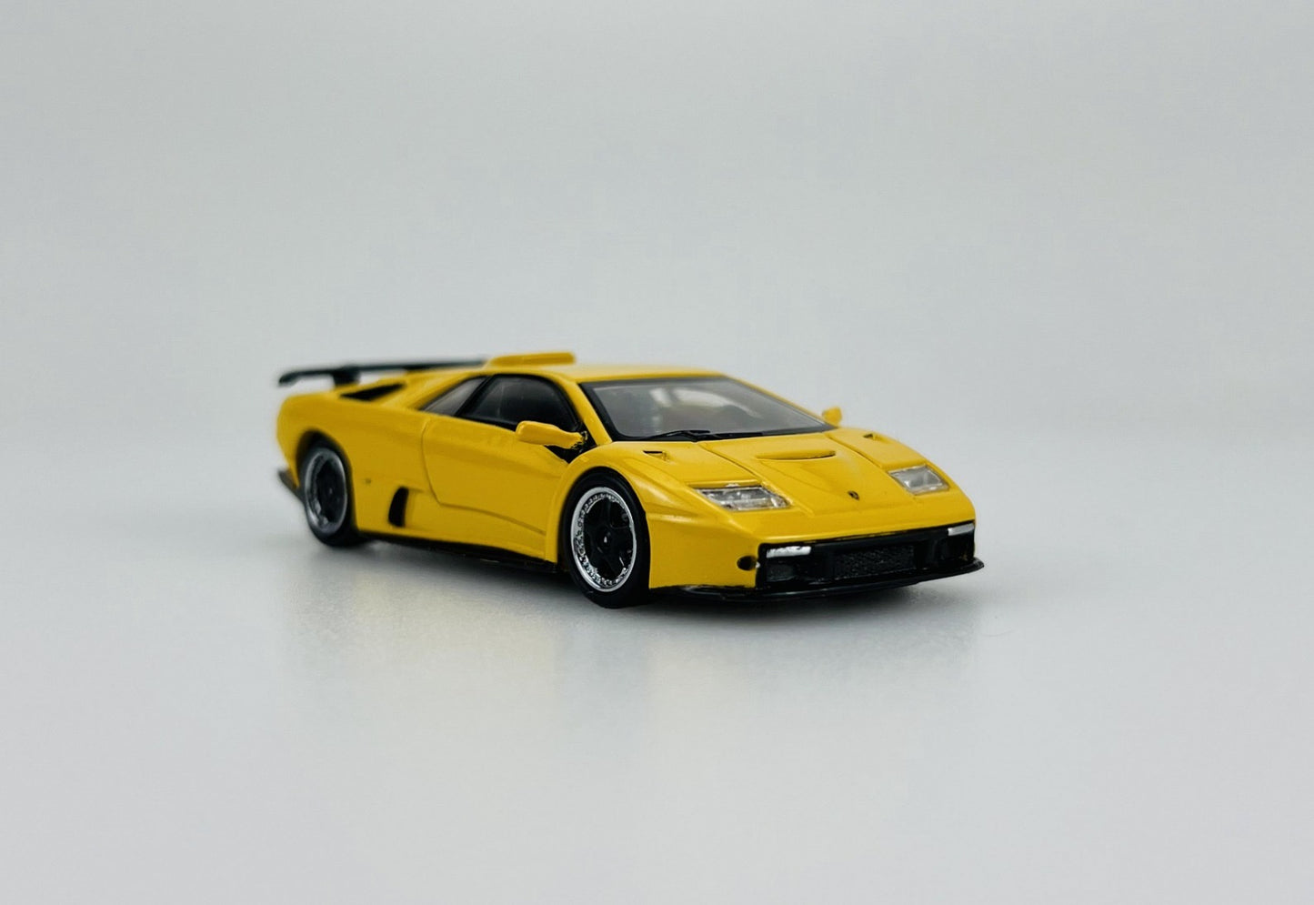 Stance Hunters Lamborghini Diablo GT Yellow