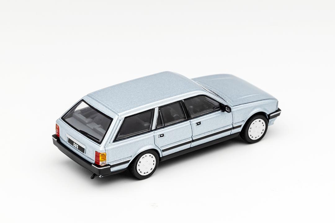 DCT Model 1986 Peugeot 505 Ice Blue