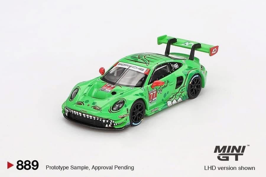Mini GT Porsche 911 GT3 R AO Racing #889