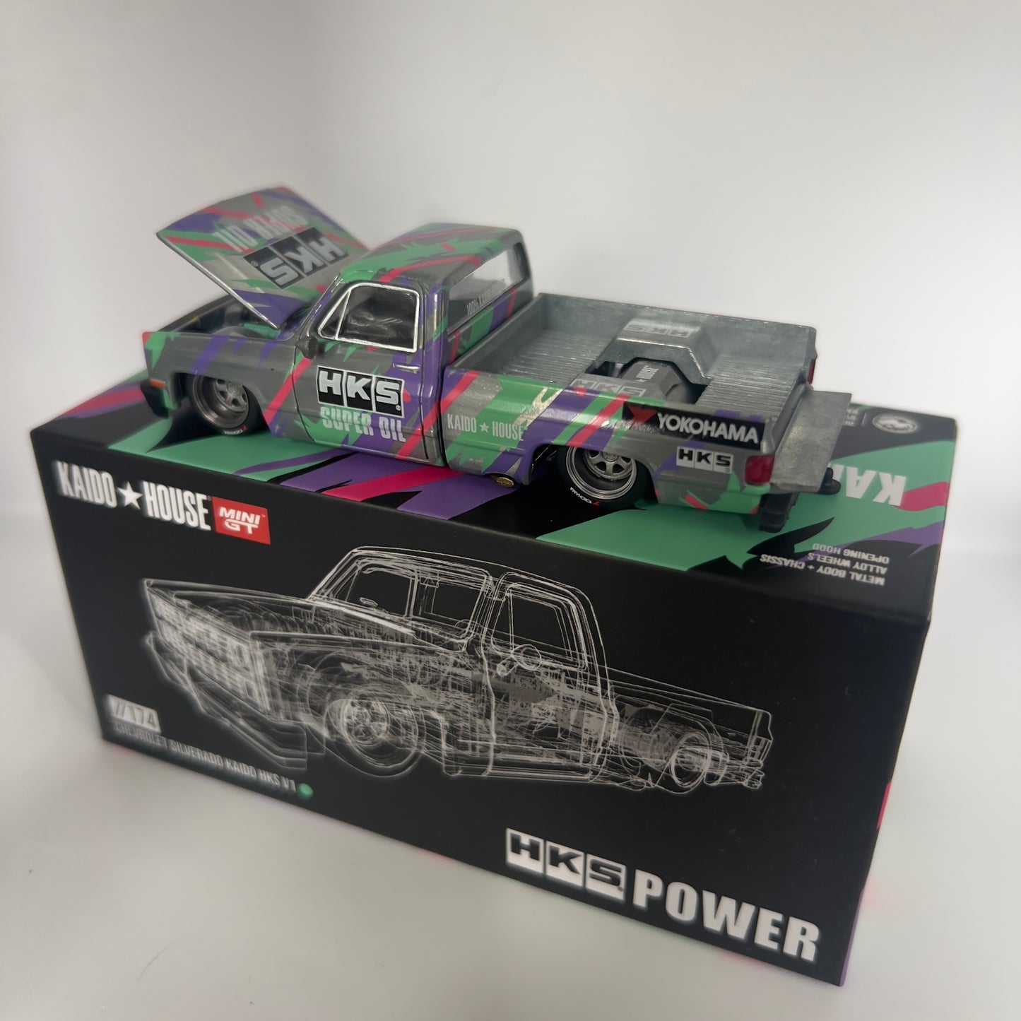 Mini GT x Kaido House Chevrolet Silverado HKS Chase #174