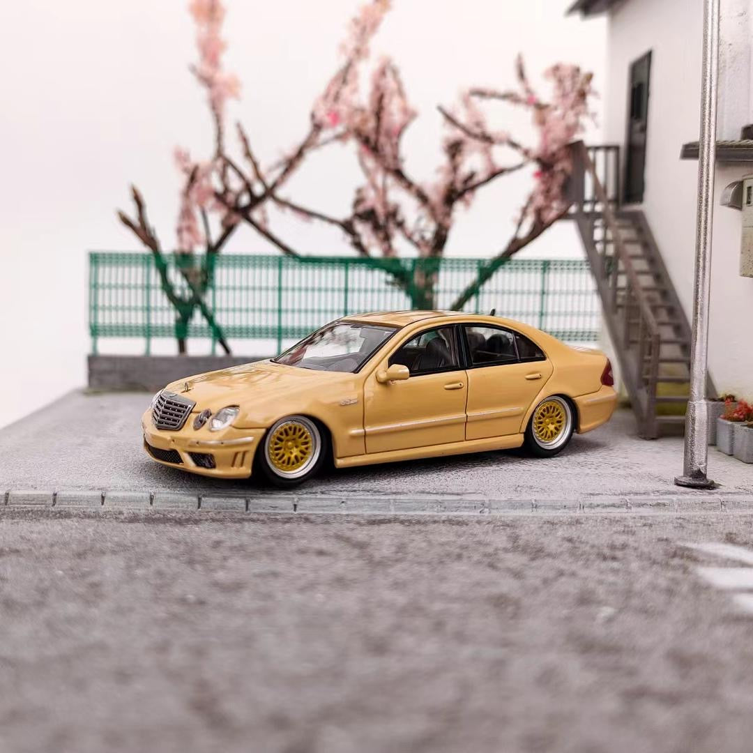 MK Model Mercedes Benz E Class E63 AMG W211