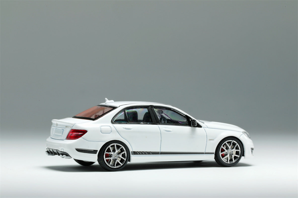 King Model Mercedes Benz C63 AMG 507 White
