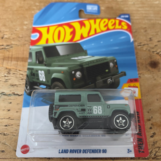 Hot Wheels Mainline US Card Land Rover Defender 90