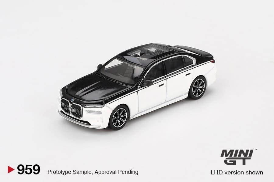 Mini GT BMW i7 xDrive60 #959