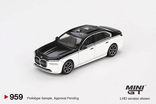 Mini GT BMW i7 xDrive60 #959